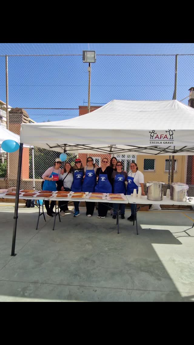 💛 Moltes gràcies a totes les famílies per participar en la nostra xocolatada solidària a favor de Sant Joan de Déu!

Ha estat una tarda preciosa, plena de solidaritat, somriures i bons moments compartits 🍫✨

Esperem que tots els infants hagin gaudit moltíssim dels jocs de fusta gegants de Ca la Padrina 🪵🎲

Gràcies per ser-hi i per fer-ho possible!

AFA Gravi

#AFAdeGravi #XocolatadaSolidària #SantJoanDeDéu #CaLaPadrina #JocsDeFusta